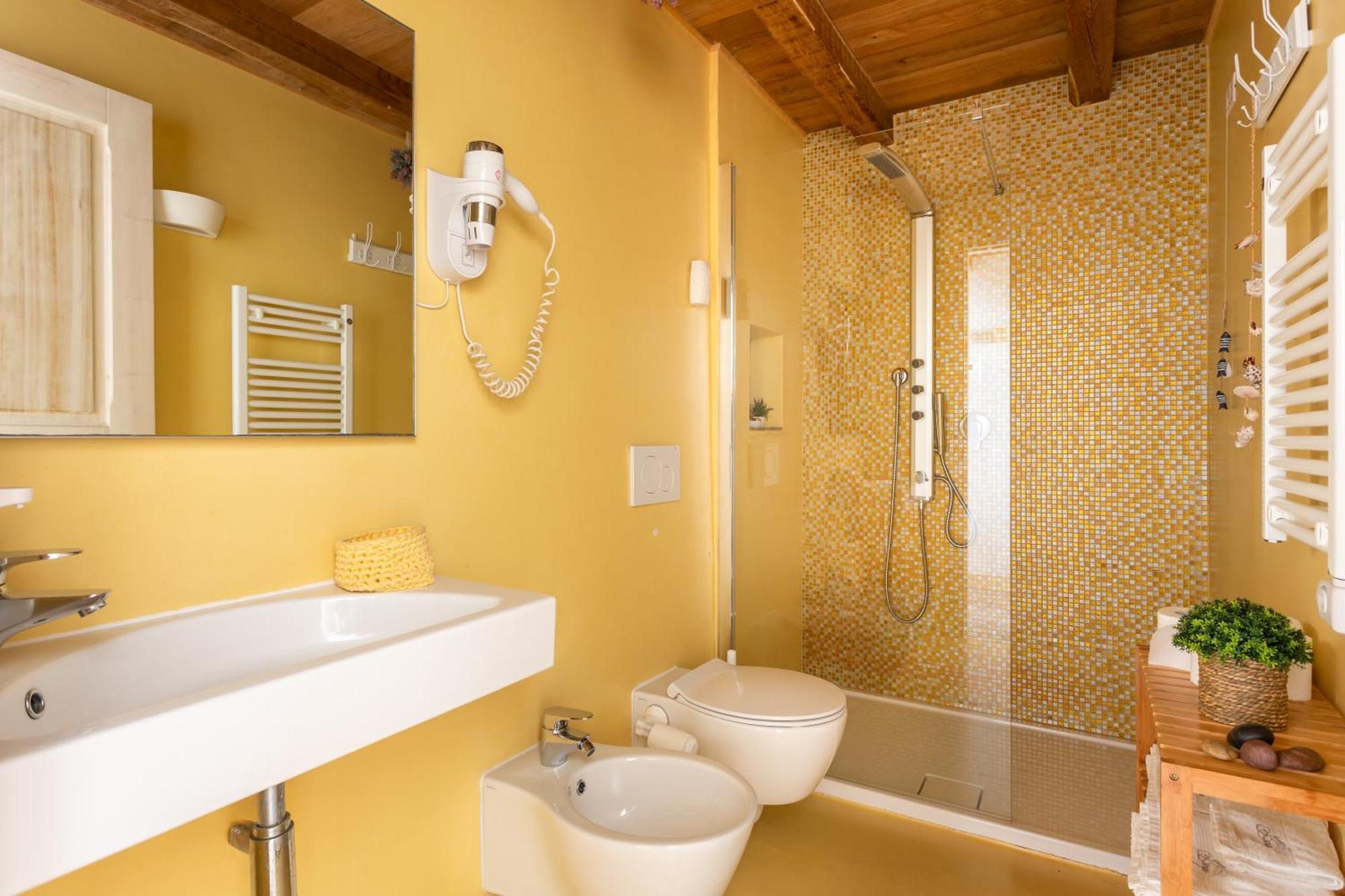 Il Borgo S9702 Locazione Turistica Affitti Brevi * Bosa