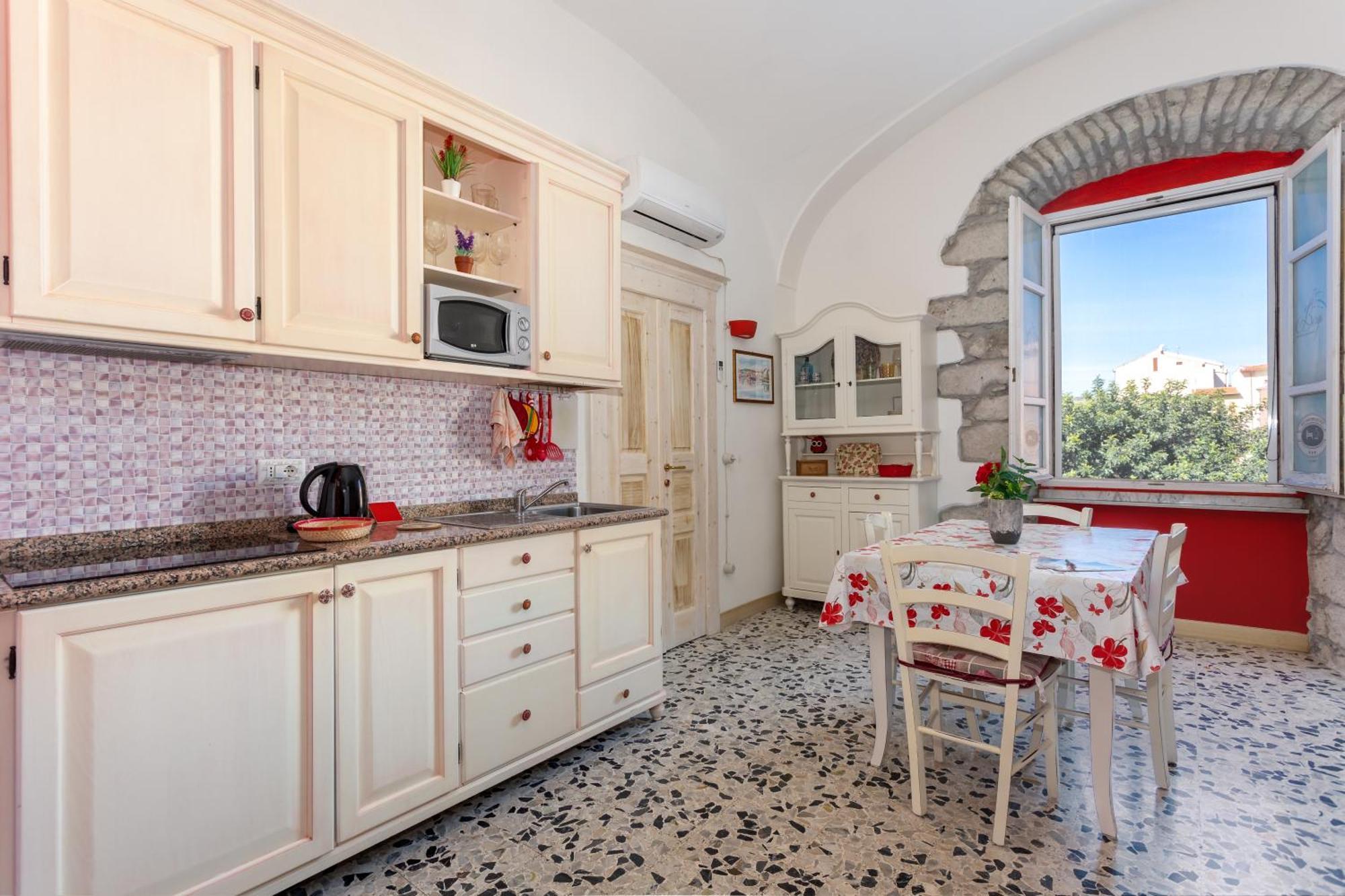 Il Borgo S9702 Locazione Turistica Affitti Brevi Bosa